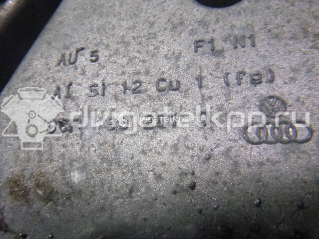 Фото Кронштейн опоры двигателя  06F199207Q для audi A3 [8PA] Sportback {forloop.counter}}