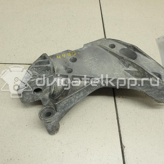 Фото Кронштейн двигателя правый  06J199207P для seat Altea