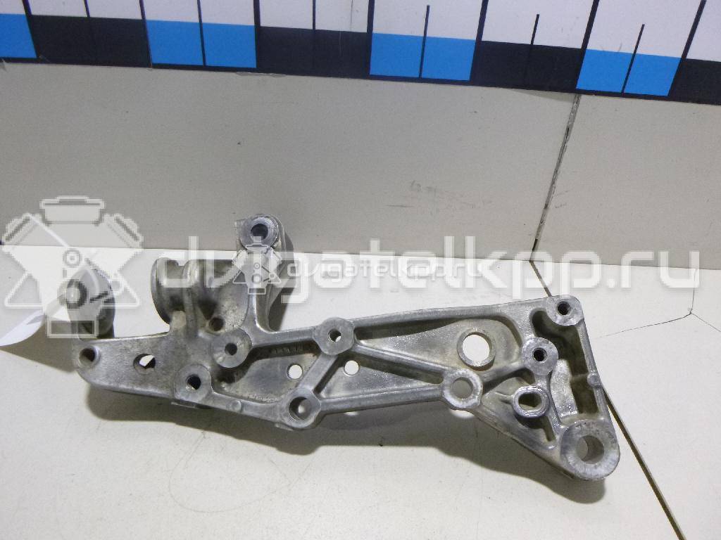 Фото Кронштейн переднего рычага  1K0199295E для Seat Leon / Toledo / Altea {forloop.counter}}