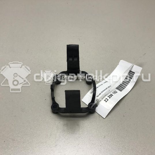 Фото Кронштейн (сопут. товар)  03F145853A для seat Altea
