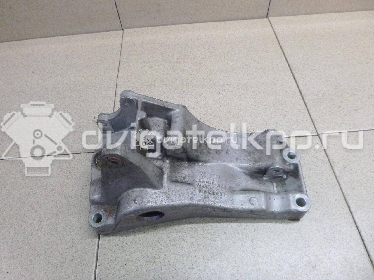 Фото Кронштейн генератора  030145167D для Seat Leon / Toledo {forloop.counter}}