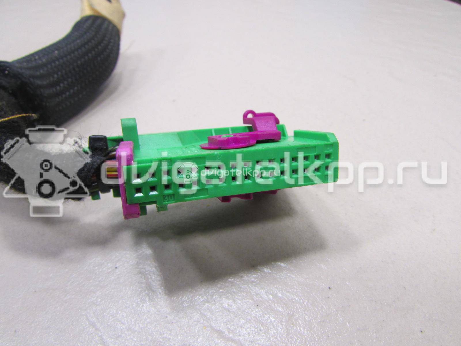 Фото Разъем  8L0972977C для seat Arosa {forloop.counter}}