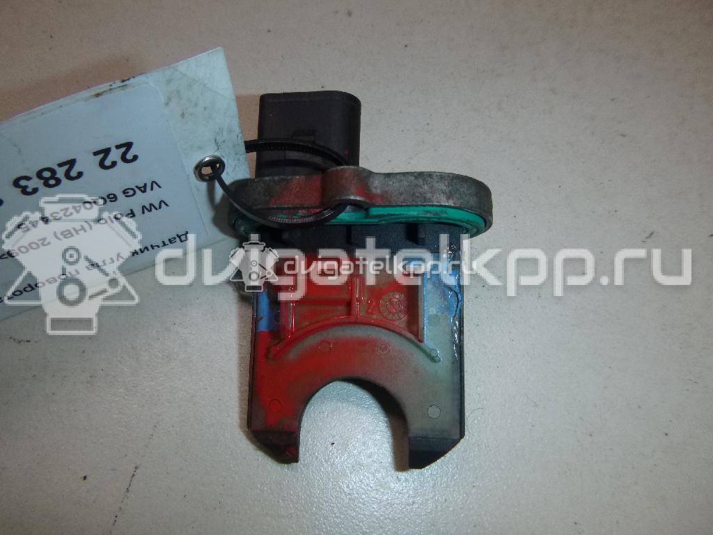 Фото Датчик угла поворота рулевого колеса  6Q0423445 для seat Cordoba {forloop.counter}}