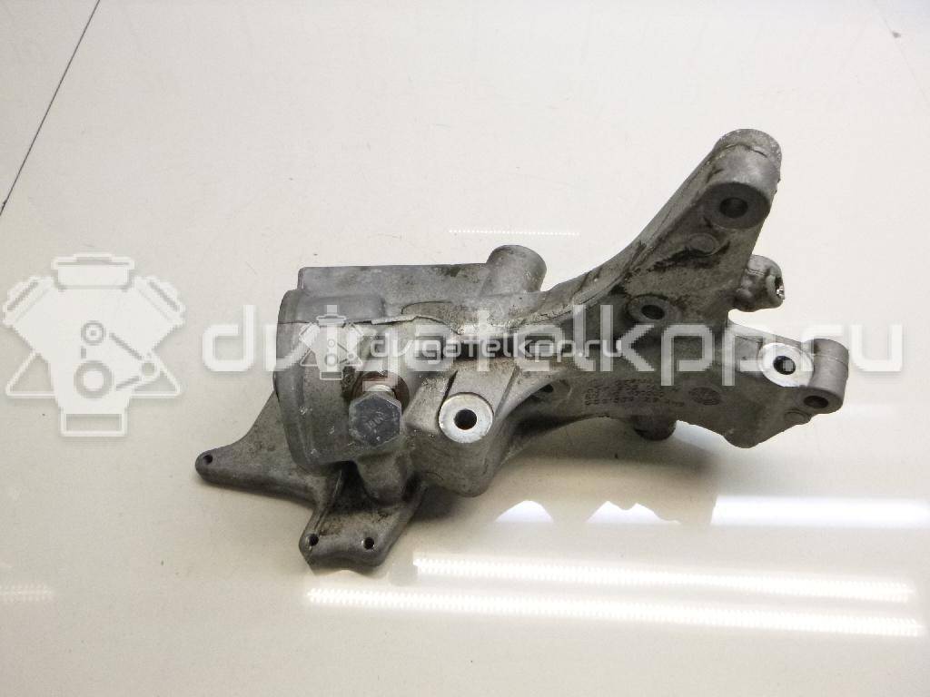 Фото Кронштейн масляного фильтра  03f903141f для Volkswagen / Seat {forloop.counter}}