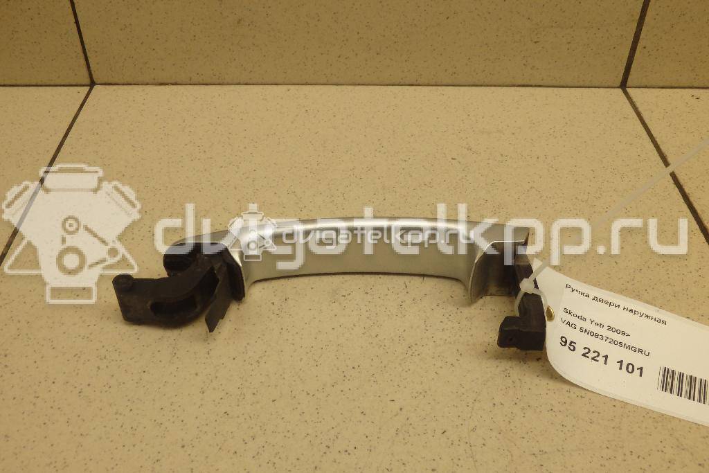 Фото Ручка двери наружная  5N0837205MGRU для seat Ibiza V {forloop.counter}}