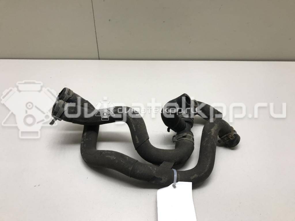 Фото Патрубок отопителя  6R0122157M для skoda Fabia {forloop.counter}}