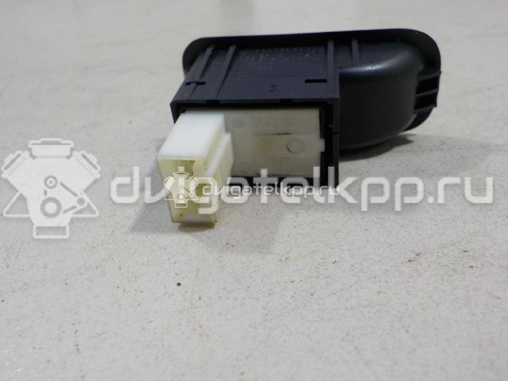 Фото Кнопка стеклоподъемника  5J0959855 для Skoda Roomster 5J / Fabia / Superb / Rapid {forloop.counter}}