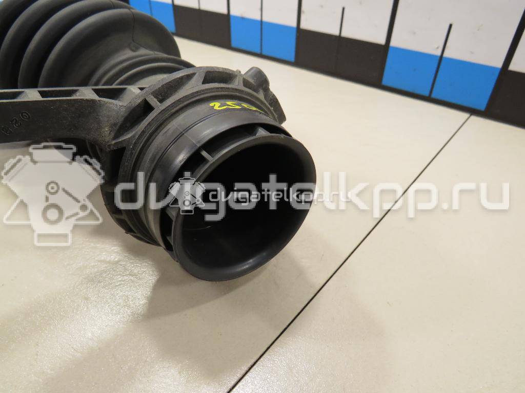 Фото Патрубок воздушного фильтра  1725324 для Ford Focus / C-Max {forloop.counter}}