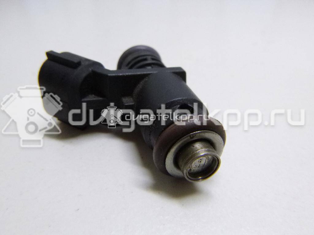 Фото Форсунка инжекторная электрическая  04E906031F для Skoda / Volkswagen / Seat {forloop.counter}}