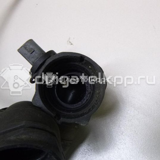 Фото Патрубок радиатора  5Q0121049AD для skoda Octavia (A7)