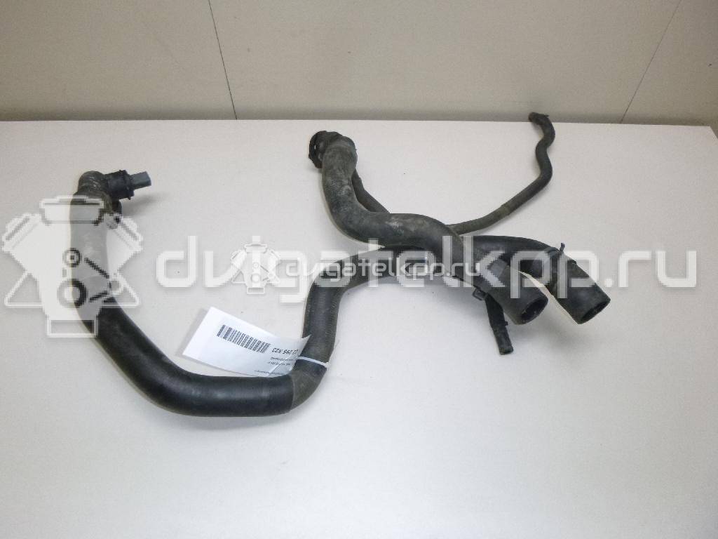 Фото Патрубок радиатора  5Q0121049AD для skoda Octavia (A7) {forloop.counter}}