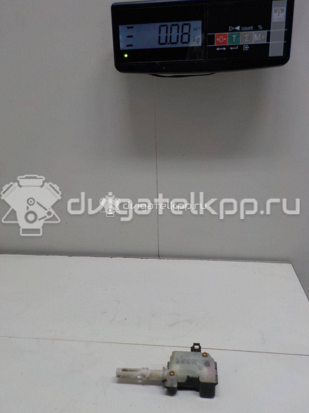 Фото Активатор замка багажника  3B0959781D для Skoda Superb {forloop.counter}}