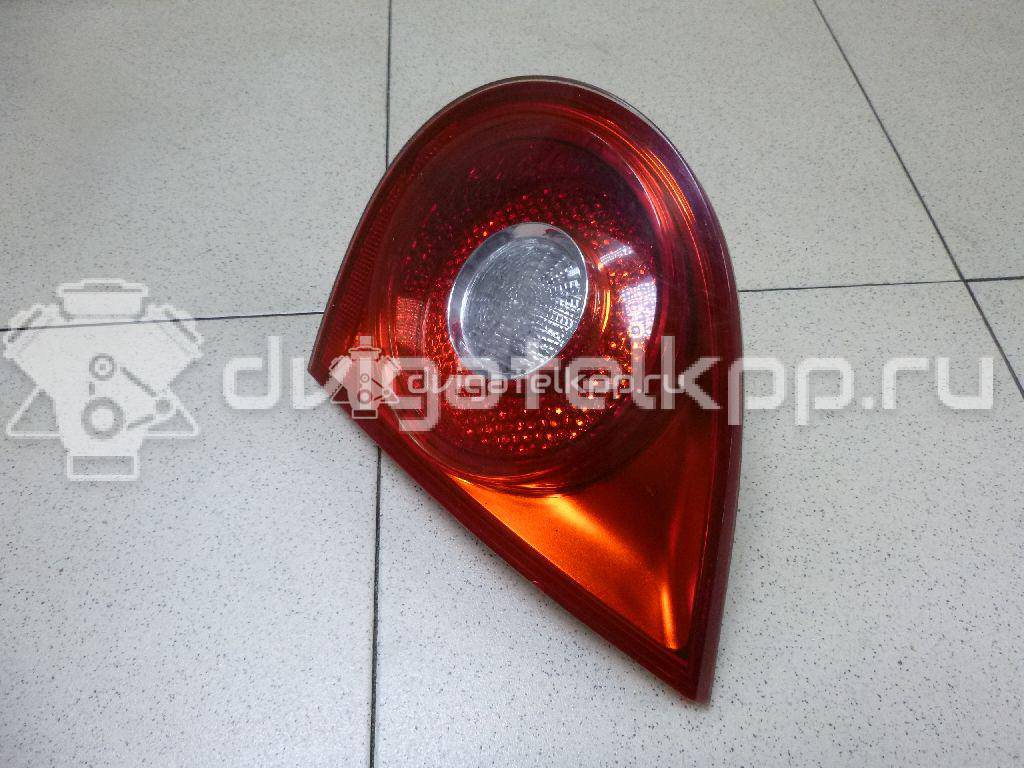 Фото Фонарь задний внутренний правый  1K6945094J для Volkswagen Golf {forloop.counter}}