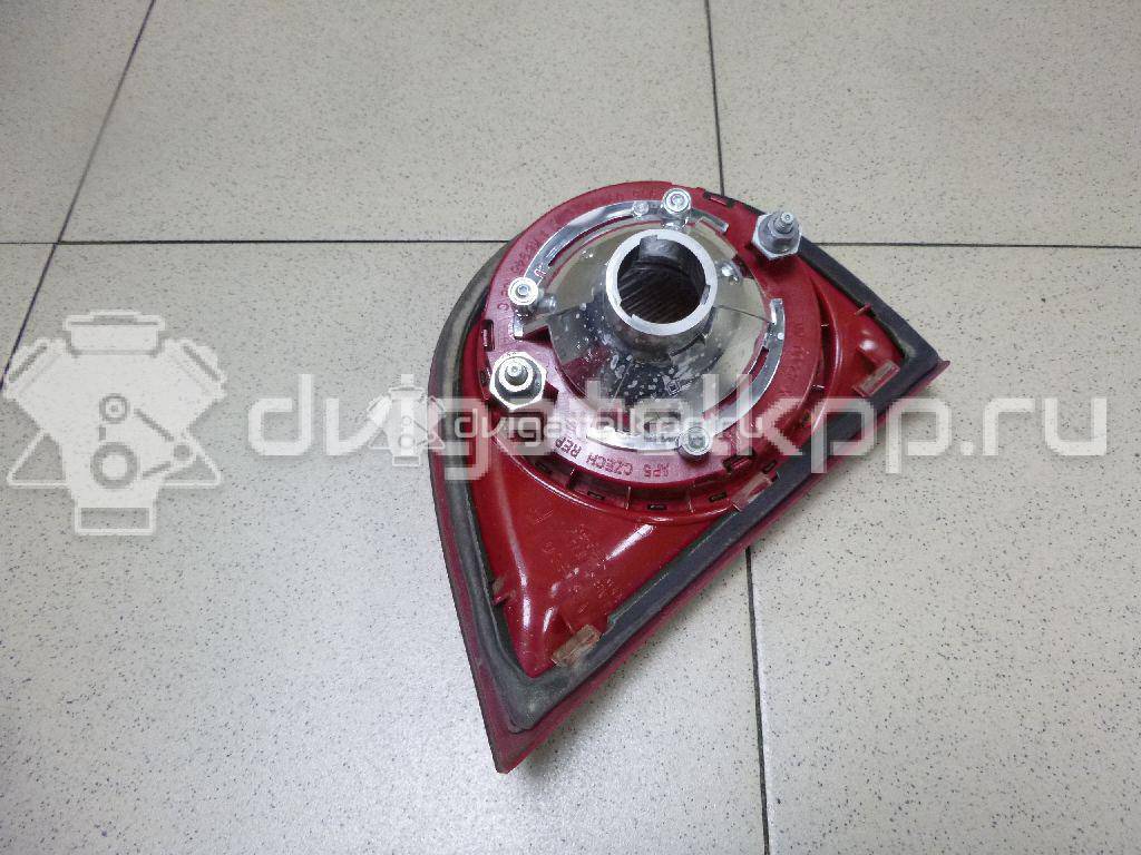 Фото Фонарь задний внутренний правый  1K6945094J для Volkswagen Golf {forloop.counter}}