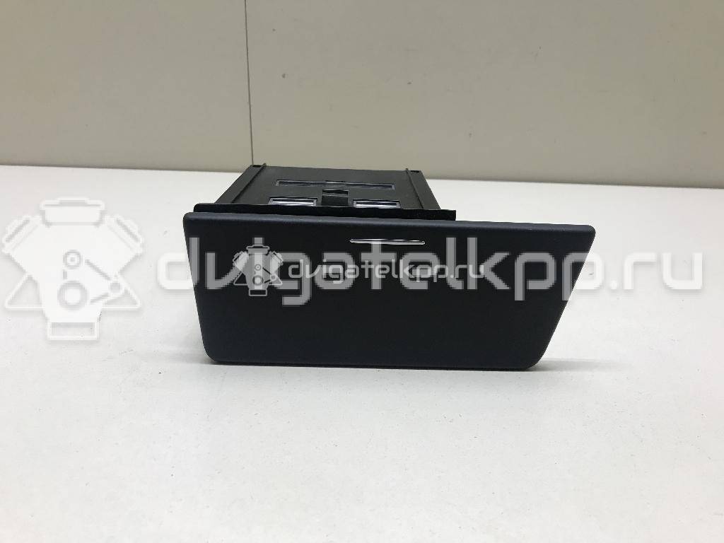 Фото Пепельница передняя  5M1857309B9B9 для vw Golf Plus {forloop.counter}}