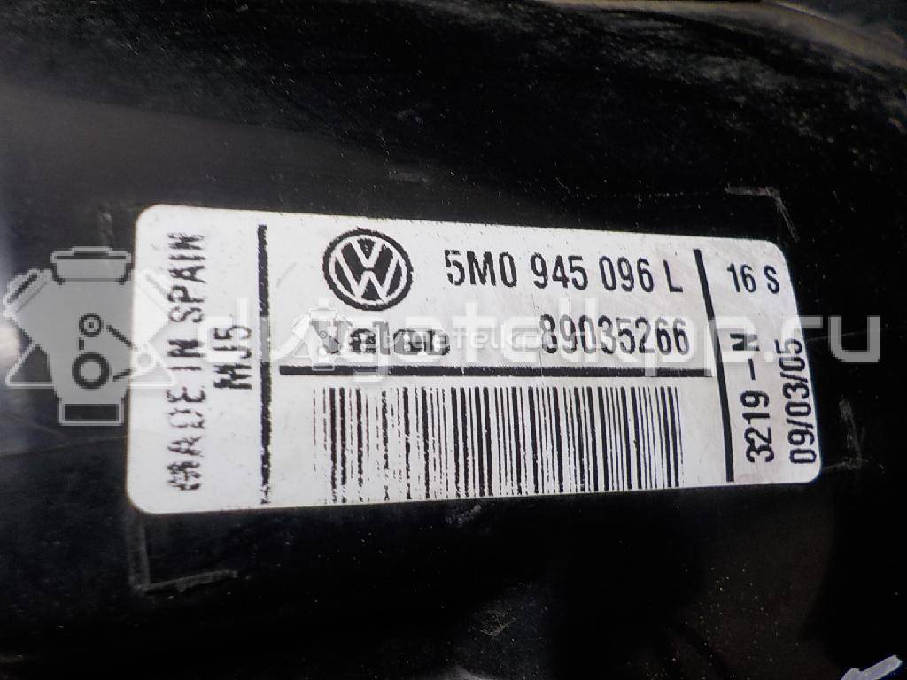 Фото Фонарь задний наружный правый  5M0945096L для Volkswagen Golf {forloop.counter}}