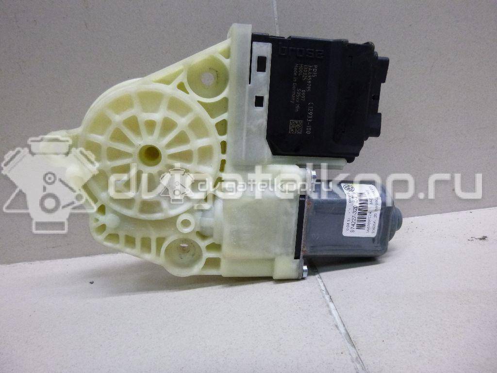 Фото Моторчик стеклоподъемника  3AA959703BVW3 для vw Passat [B7] {forloop.counter}}