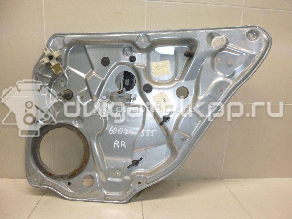 Фото Стеклоподъемник механ. задний правый  6Q4839462D для Volkswagen Polo / Golf {forloop.counter}}
