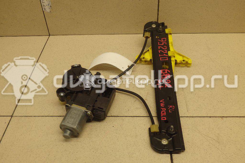 Фото Стеклоподъемник электр. задний левый  6R4839461E для Volkswagen Polo / Jetta {forloop.counter}}