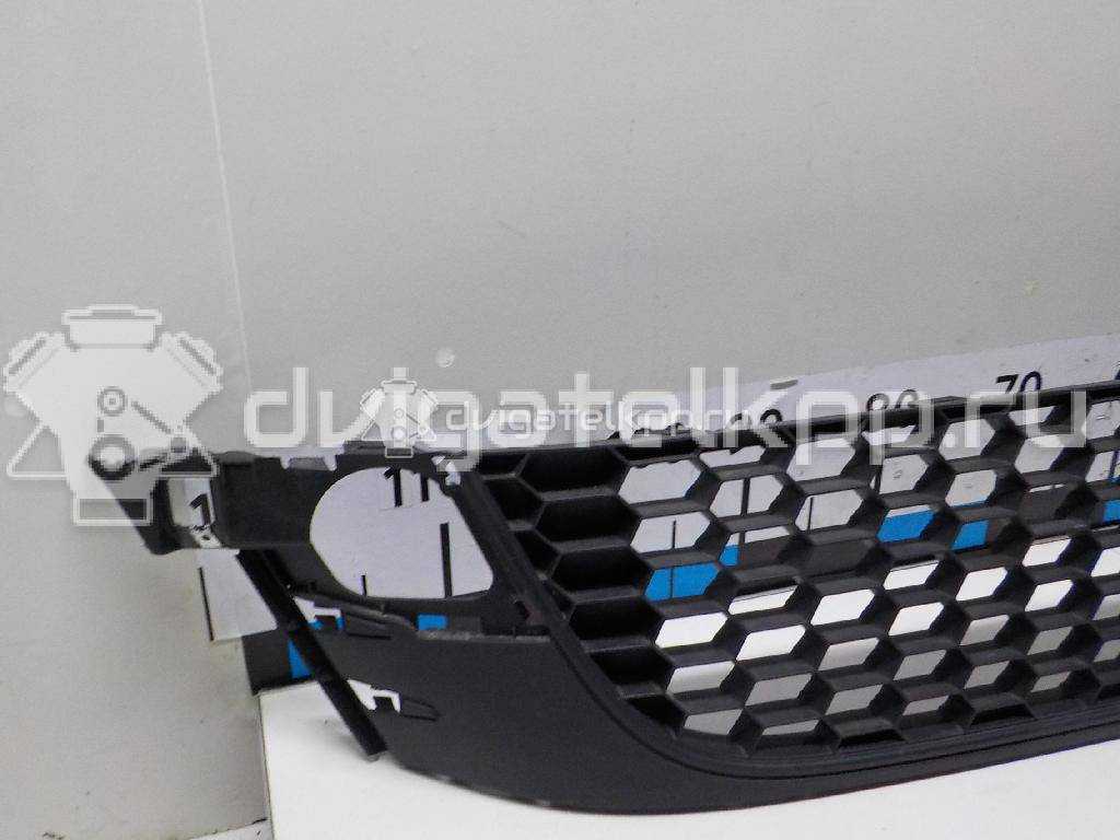 Фото Решетка в бампер центральная  1K88536779B9 для Volkswagen Scirocco {forloop.counter}}