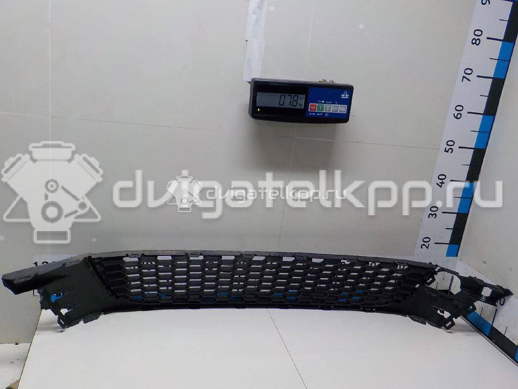 Фото Решетка в бампер центральная  1K88536779B9 для Volkswagen Scirocco {forloop.counter}}