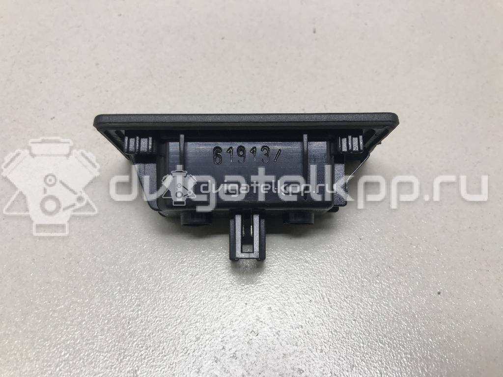 Фото Фонарь подсветки номера  4G0943021 для Audi A4 / A6 / A3 / A5 / Tt {forloop.counter}}