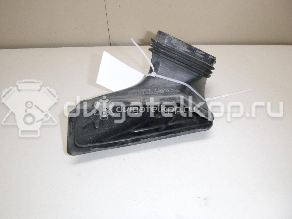 Фото Воздуховод  8R0129739A для audi A4 [B8] {forloop.counter}}