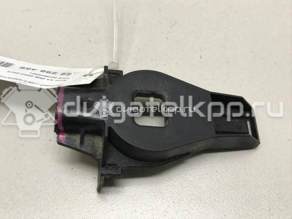 Фото Кронштейн радиатора  8K0805201 для audi A4 [B8] {forloop.counter}}