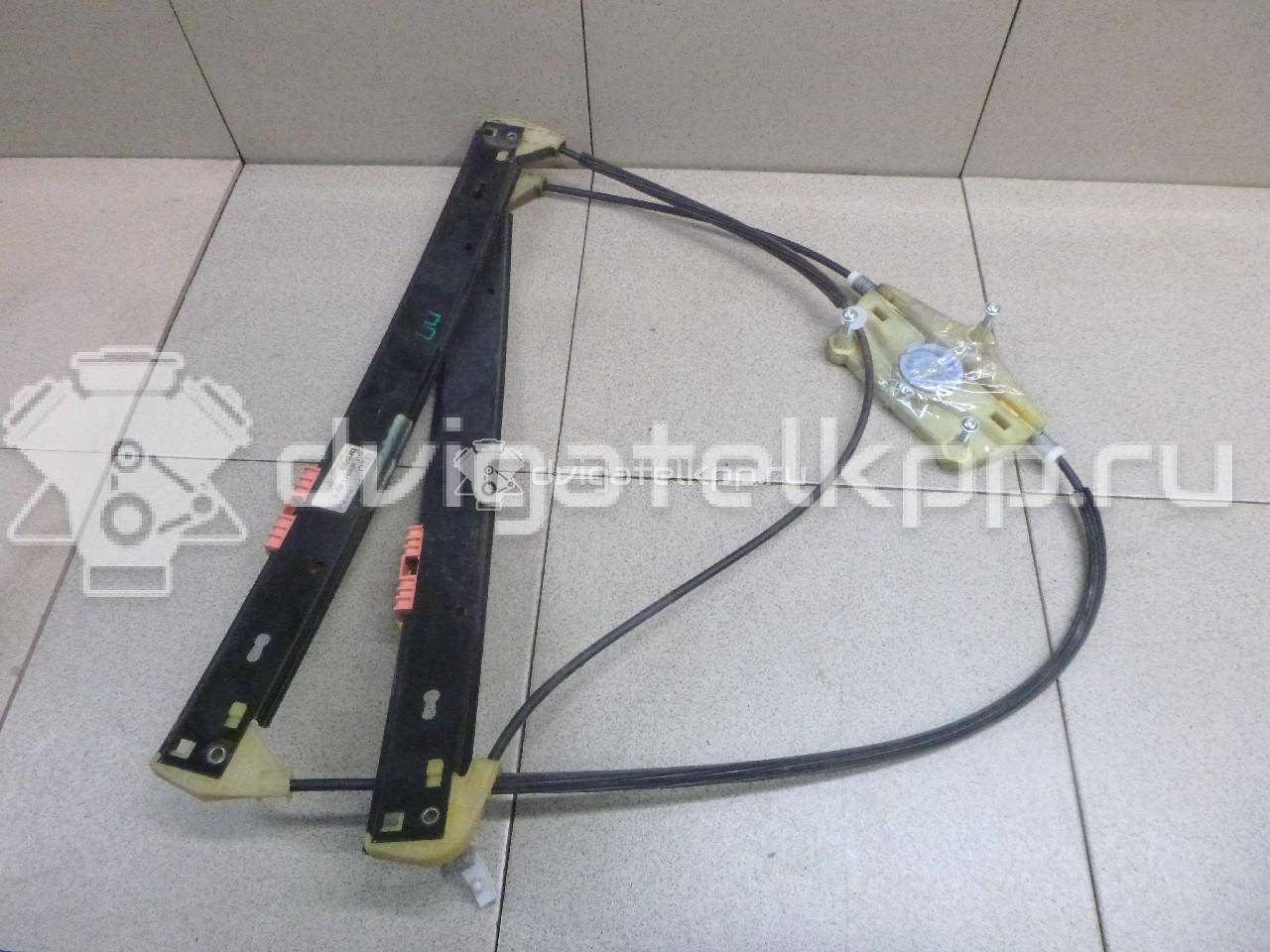 Фото Стеклоподъемник электр. передний правый  4F0837462A для Audi A6 {forloop.counter}}