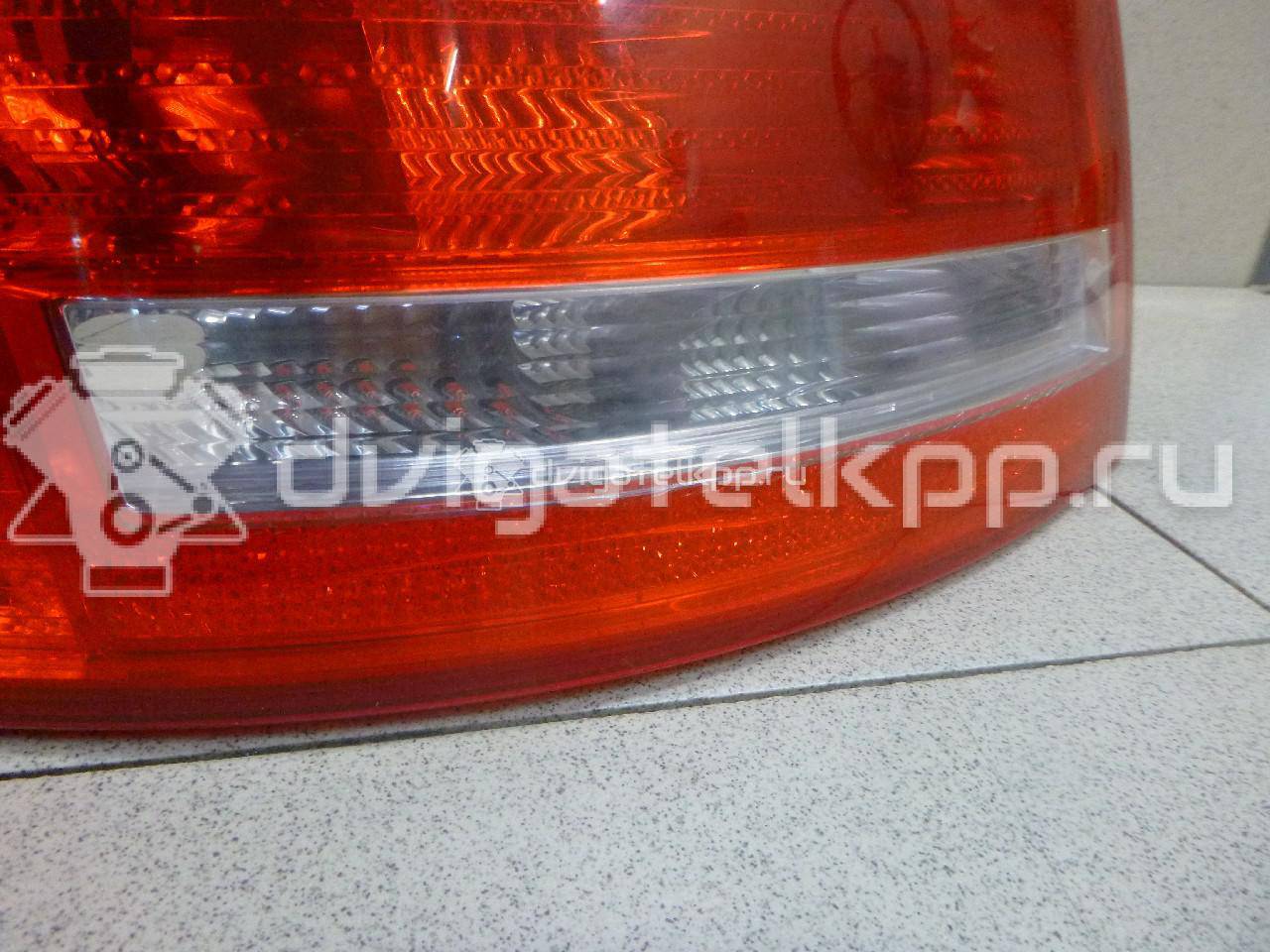 Фото Фонарь задний левый  4f5945095l для Audi A6 {forloop.counter}}
