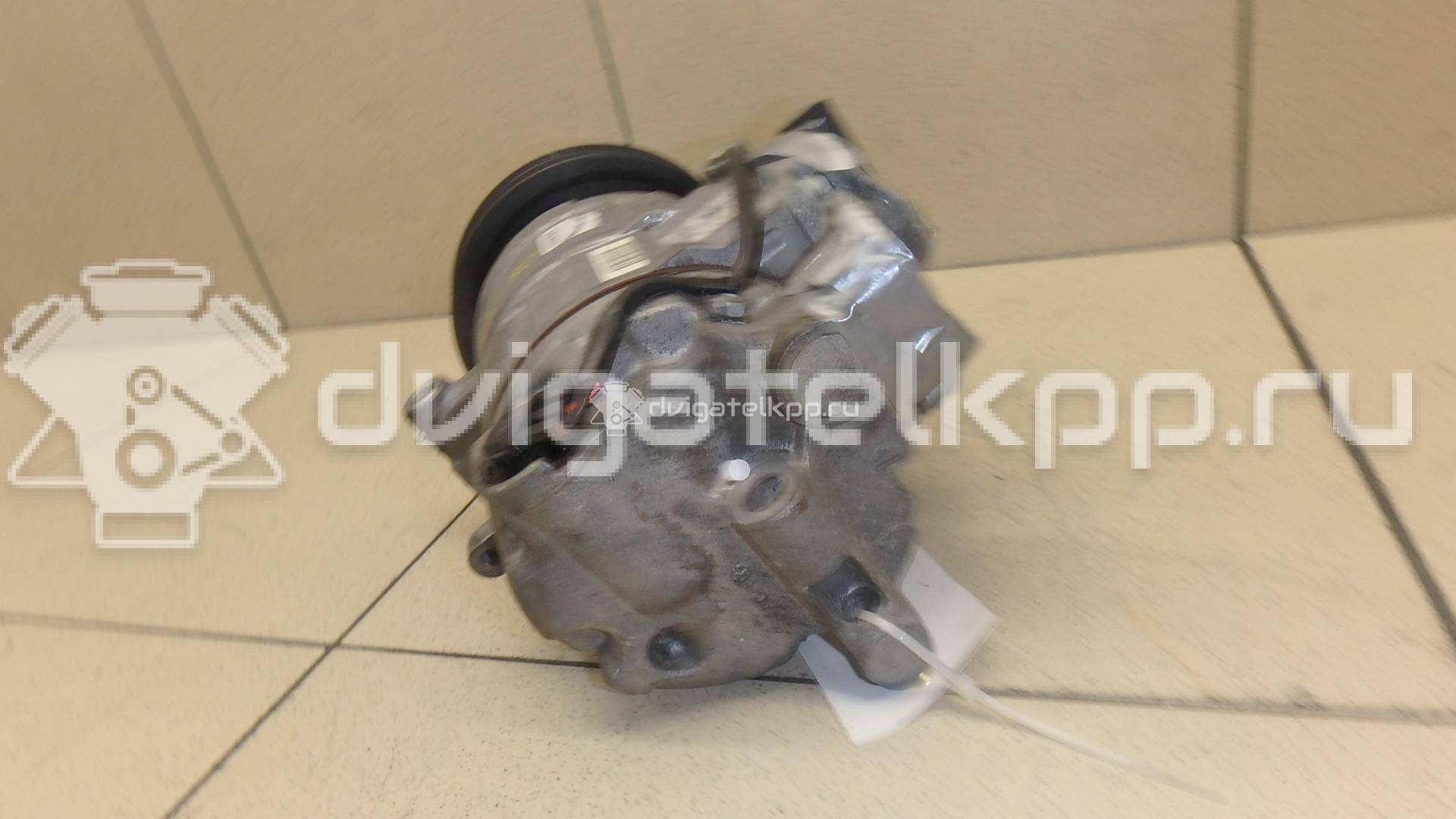 Фото Компрессор системы кондиционирования  4F0260805AF для Audi A4 / A6 / A5 / Allroad / A8 {forloop.counter}}