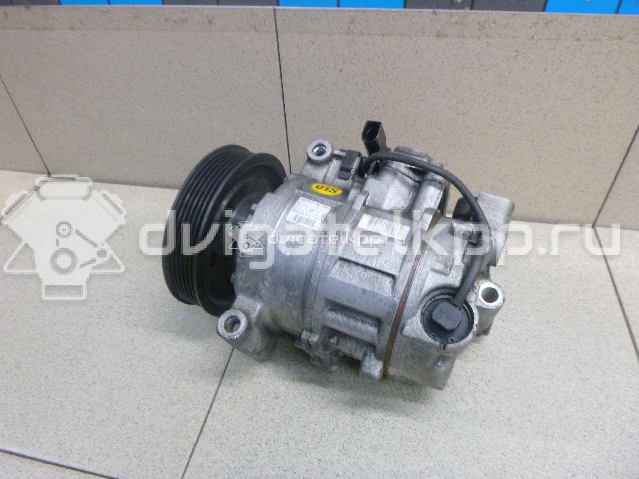 Фото Компрессор системы кондиционирования  4F0260805H для Audi A4 / A6 / A5 / Allroad / A8 {forloop.counter}}