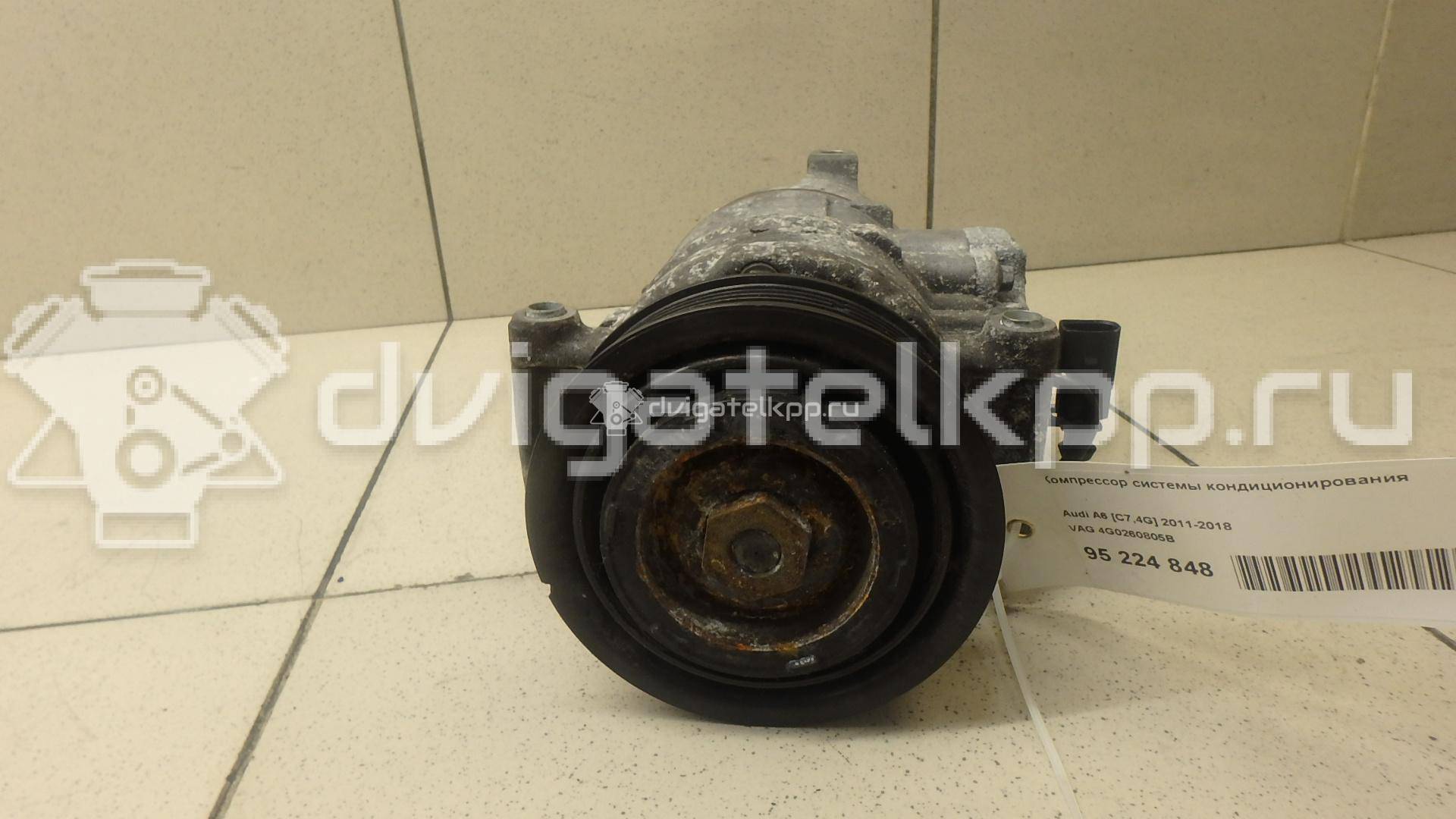 Фото Компрессор системы кондиционирования  4g0260805b для Audi A4 / A6 / A5 / A8 / Q5 {forloop.counter}}