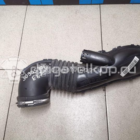 Фото Патрубок воздушного фильтра  13717804846 для bmw 1-серия E82/E88