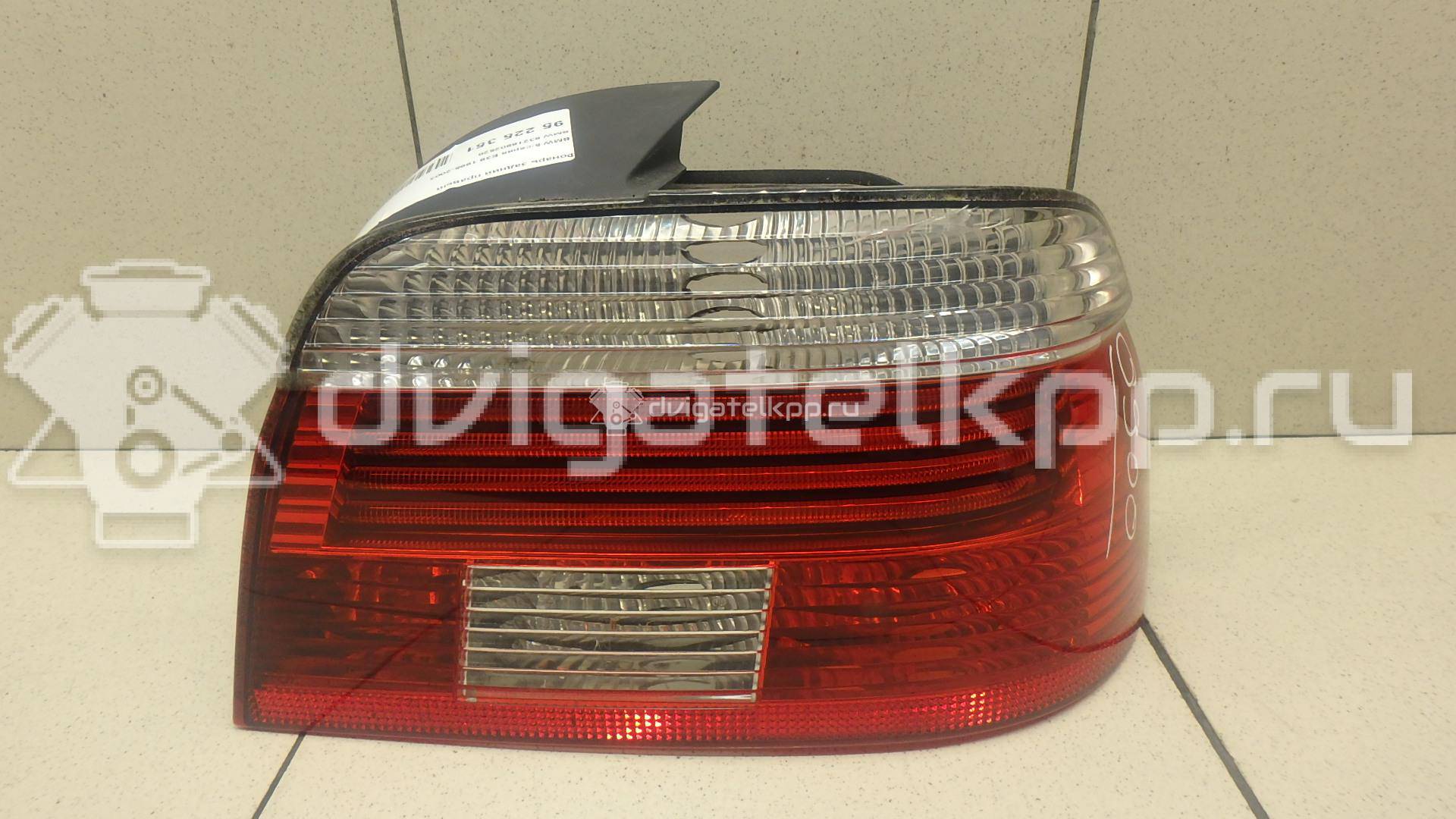 Фото Фонарь задний правый  63216902528 для Bmw 5 {forloop.counter}}