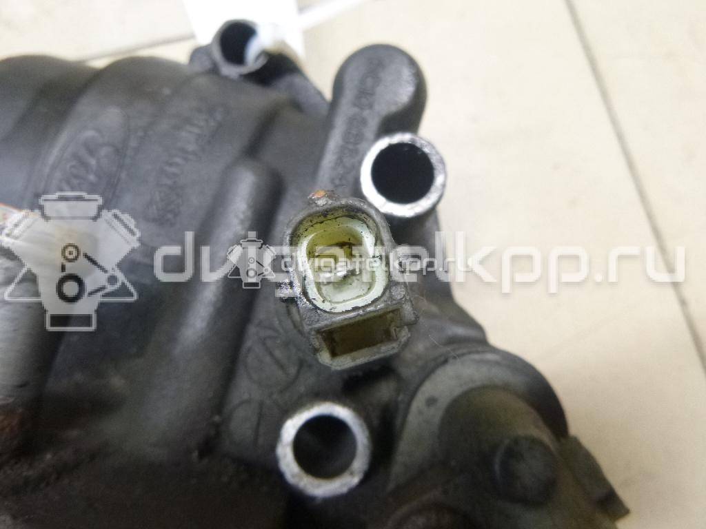 Фото Кронштейн масляного фильтра  1704048 для Ford Focus / Tourneo / C-Max / Galaxy / Grand {forloop.counter}}