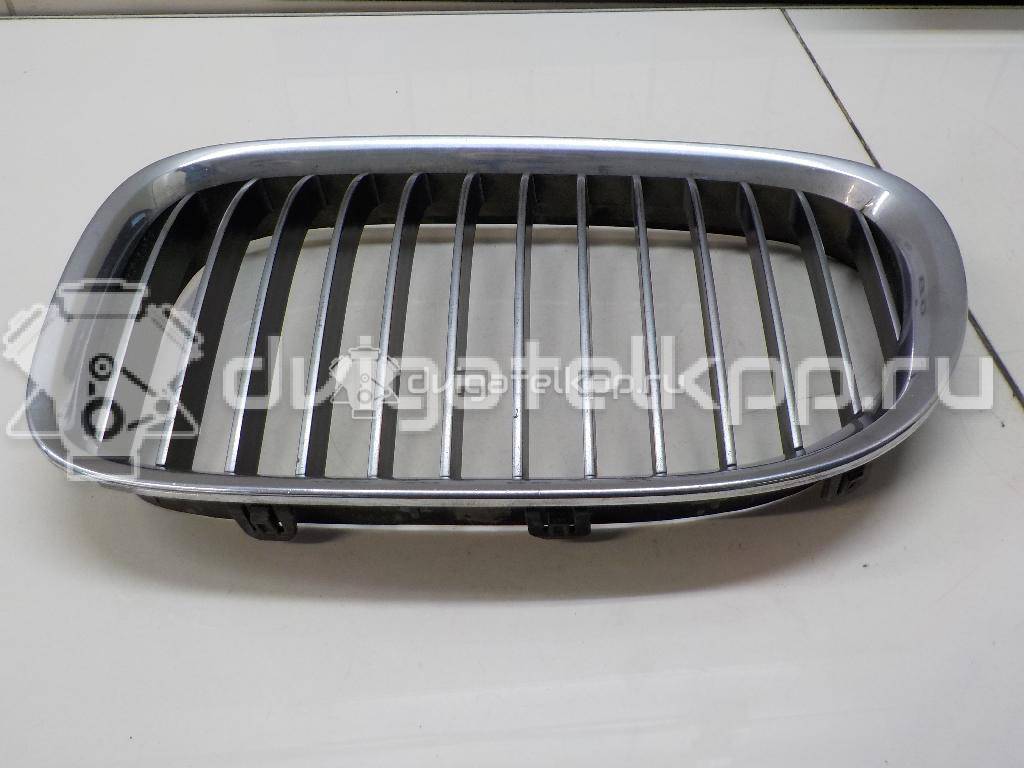 Фото Решетка радиатора левая  51117184151 для Bmw 7 {forloop.counter}}