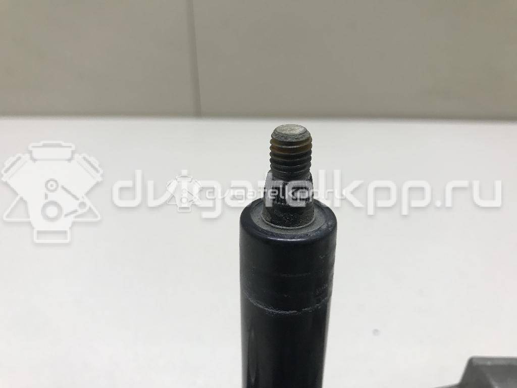 Фото Моторчик стеклоочистителя задний  1689913 для volvo V50 {forloop.counter}}