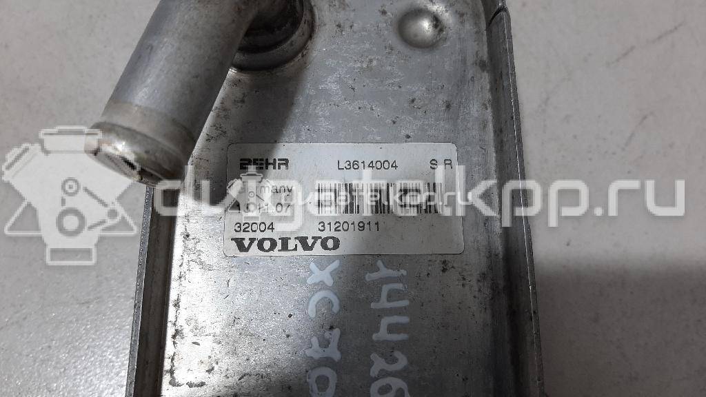 Фото Радиатор масляный  31201911 для Volvo V50 Mw / C70 / V70 / C30 / S40 {forloop.counter}}