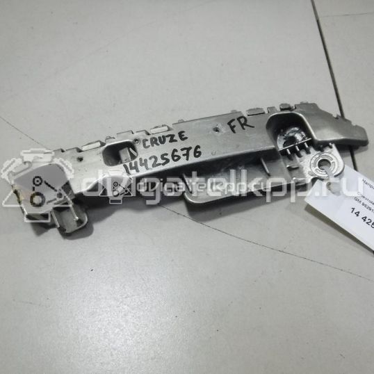 Фото Направляющая переднего бампера правая  95291688 для Chevrolet Cruze