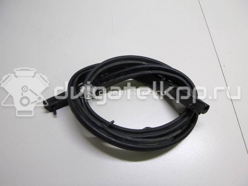 Фото Уплотнитель капота  96940960 для chevrolet Lacetti {forloop.counter}}