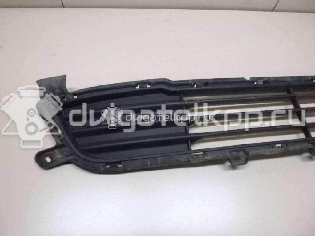 Фото Решетка в бампер центральная  6402A233 для Mitsubishi Outlander {forloop.counter}}