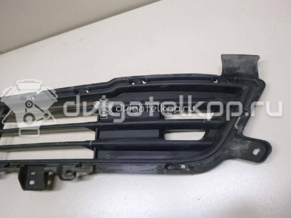 Фото Решетка в бампер центральная  6402A233 для Mitsubishi Outlander {forloop.counter}}