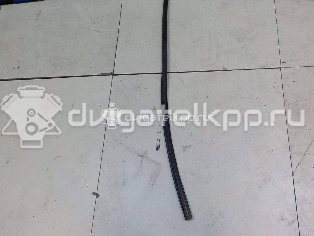 Фото Уплотнитель стекла двери  mr526475 для mitsubishi Lancer (CS/Classic) {forloop.counter}}