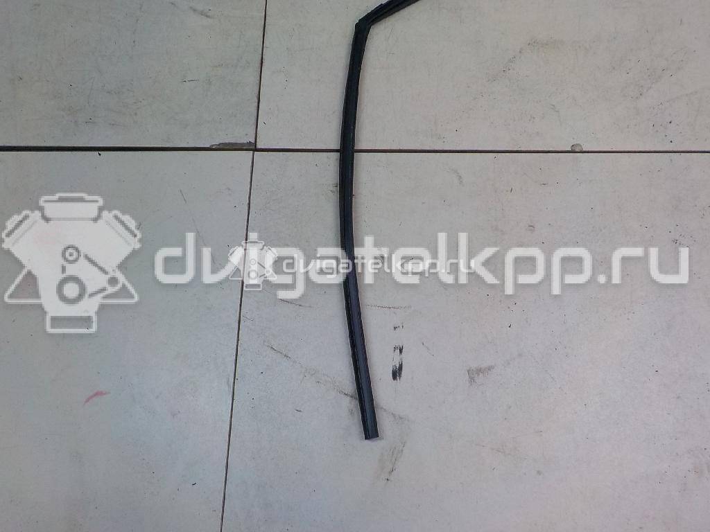 Фото Уплотнитель стекла двери  mr526476 для mitsubishi Lancer (CS/Classic) {forloop.counter}}