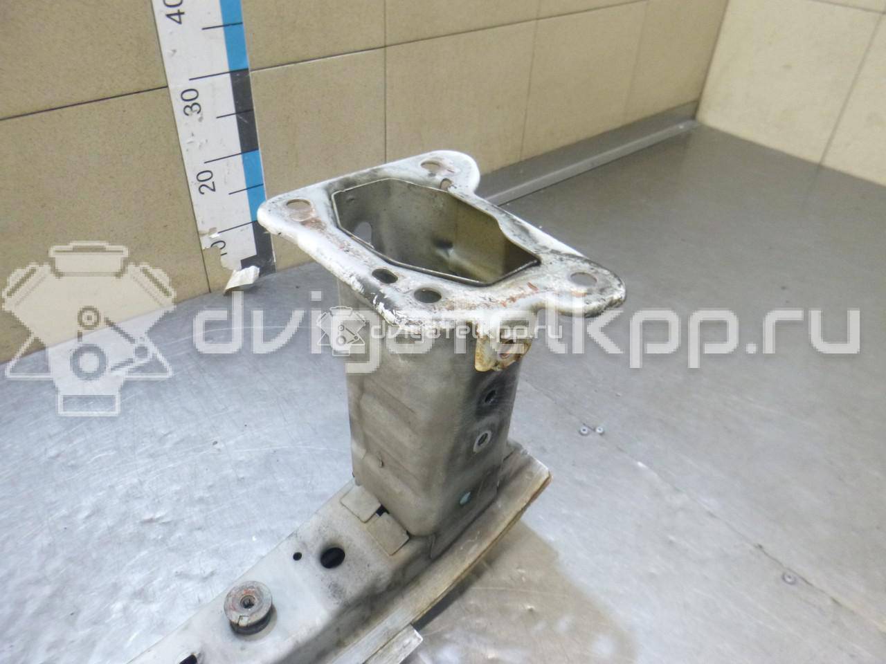 Фото Усилитель переднего бампера  1540638 для Ford Focus / Kuga / C-Max {forloop.counter}}