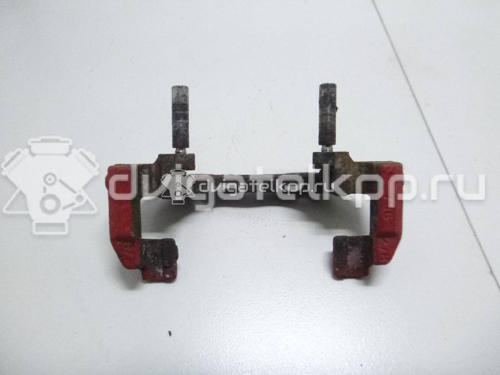 Фото Скоба суппорта переднего  1471710 для Ford Focus / C-Max {forloop.counter}}