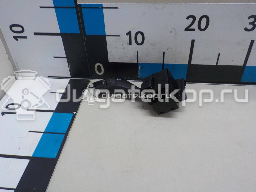 Фото Переключатель поворотов подрулевой  1362588 для Ford Focus {forloop.counter}}