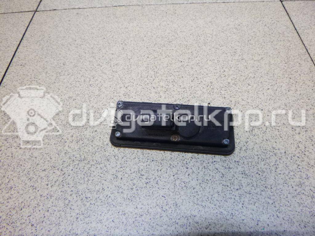 Фото Кнопка открывания багажника  1857333 для Ford Fiesta / Focus / C-Max / Galaxy / Kuga {forloop.counter}}