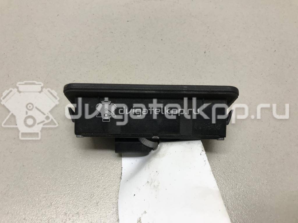 Фото Кнопка открывания багажника  1857333 для Ford Fiesta / Focus / C-Max / Galaxy / Kuga {forloop.counter}}